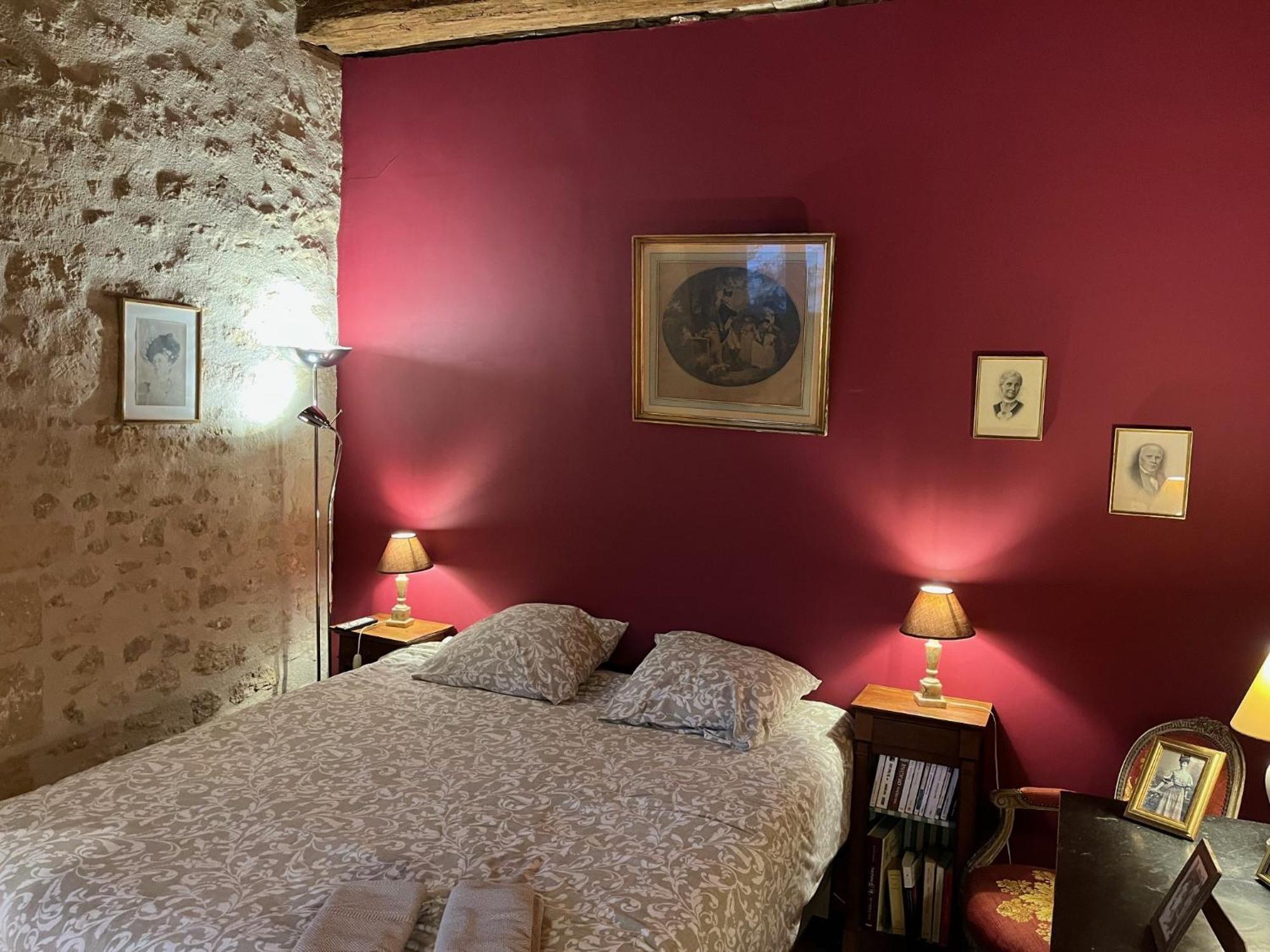 Le Refuge Des Cordeliers Διαμέρισμα Λον Δωμάτιο φωτογραφία